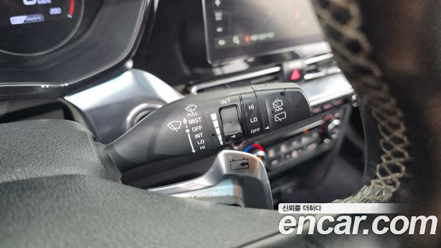 Kia Niro 2023 — photo 28
