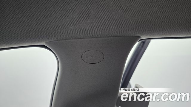 Kia Niro 2023 — photo 32