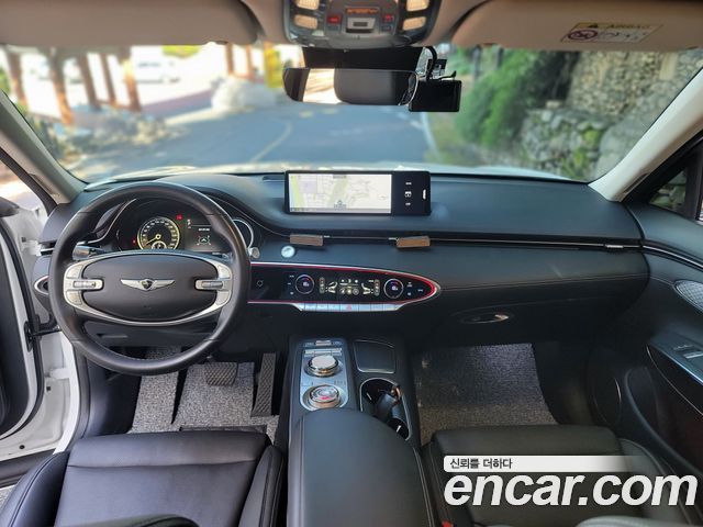 Genesis GV70 2023 — photo 6