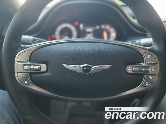 Genesis GV70 2023 — photo 16