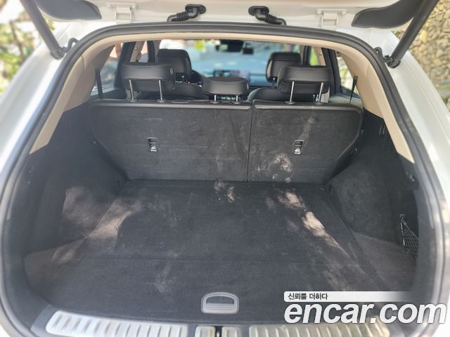 Genesis GV70 2023 — photo 17