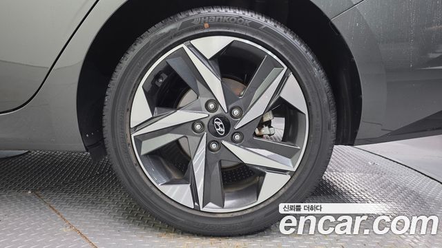 Hyundai AVANTE 2022 — photo 5