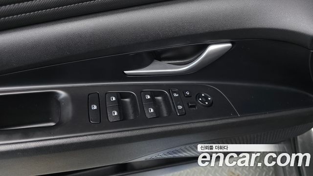 Hyundai AVANTE 2022 — photo 17