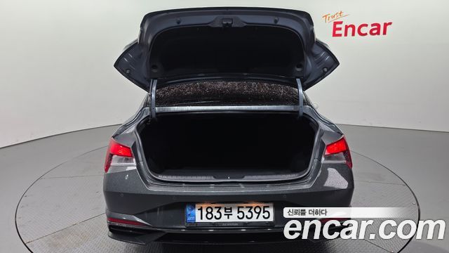 Hyundai AVANTE 2022 — photo 25