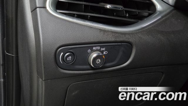 Chevrolet Korea Malibu 2017 — photo 24