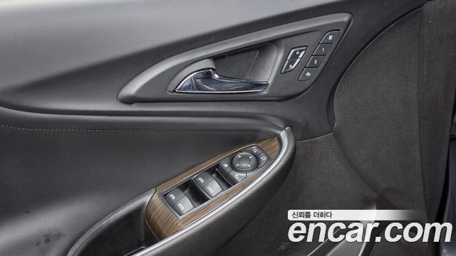 Chevrolet Korea Malibu 2017 — photo 25