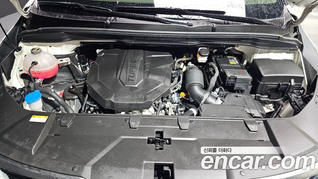 Kia Canival 2023 — photo 6