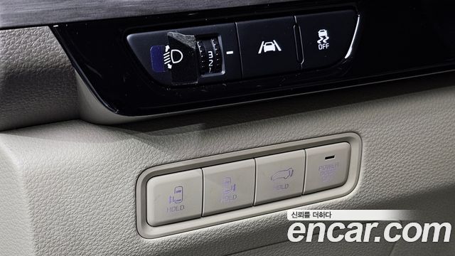 Kia Canival 2023 — photo 21