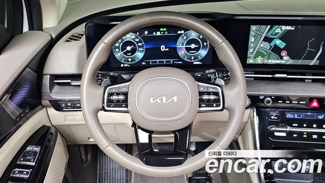 Kia Canival 2023 — photo 22