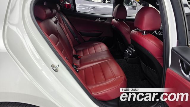 Kia Stinger 2020 — photo 18