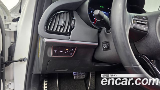 Kia Stinger 2020 — photo 22