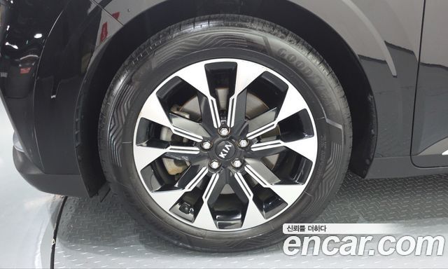 Kia Canival 2021 — photo 5