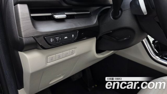 Kia Canival 2021 — photo 26
