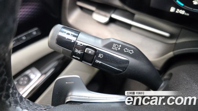 Kia Canival 2021 — photo 27