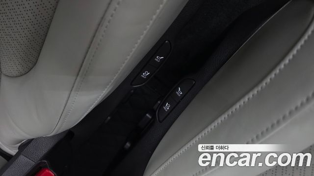 Kia Canival 2021 — photo 29