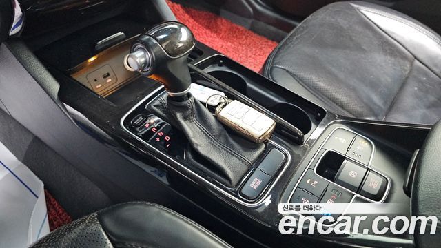 Kia K7 2013 — photo 9
