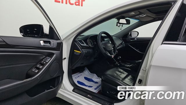 Kia K7 2013 — photo 10