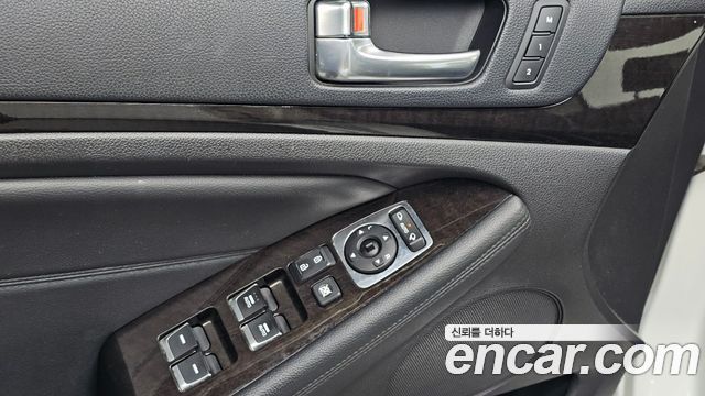 Kia K7 2013 — photo 13