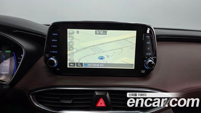 Hyundai Santafe 2019 — photo 14