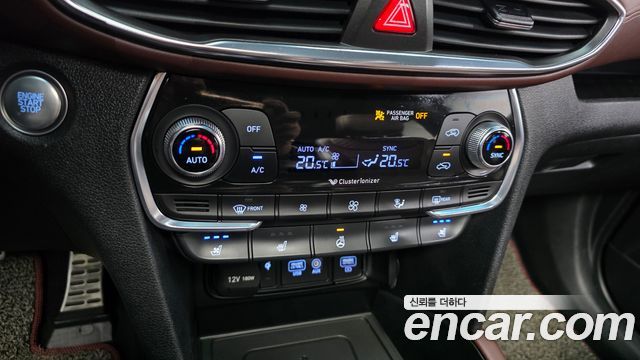 Hyundai Santafe 2019 — photo 16