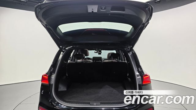 Hyundai Santafe 2019 — photo 20