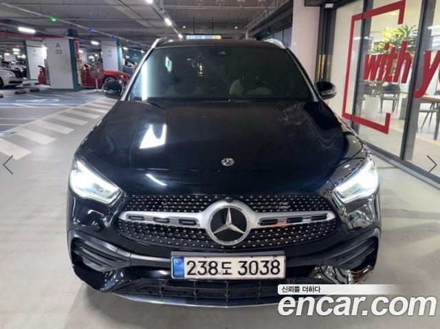 Mercedes-Benz GLA-Class 2020 — photo 1