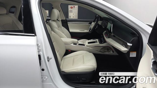 Hyundai Grandeur 2023 — photo 16