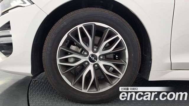 Kia K5 2022 — photo 5