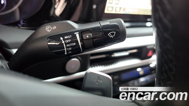 Kia K5 2022 — photo 24