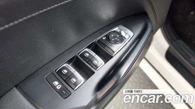 Kia K5 2022 — photo 25