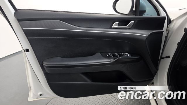 Kia K5 2022 — photo 14