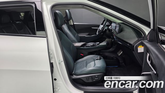 Kia EV6 2024 — photo 16