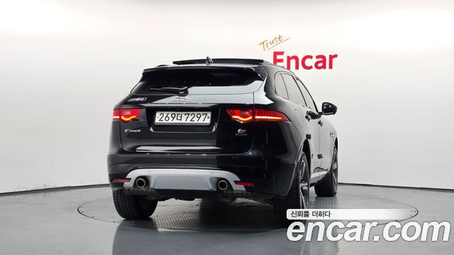 Jaguar F-PACE 2019 — photo 4