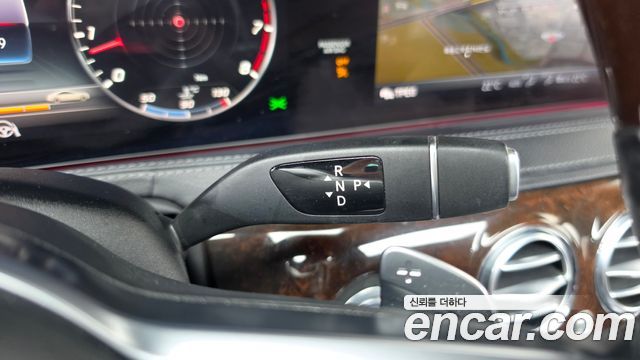 Mercedes-Benz S-Class 2018 — photo 9