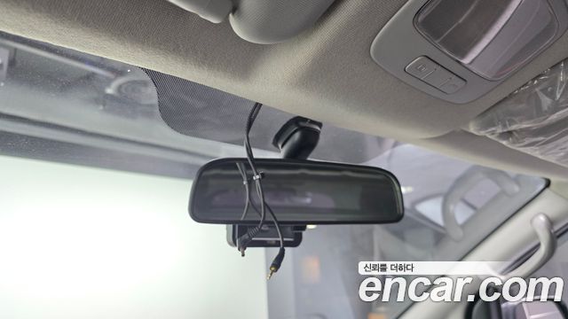 Hyundai Starex 2015 — photo 17