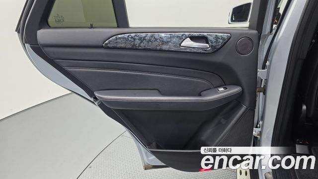 Mercedes-Benz M-class 2013 — photo 15