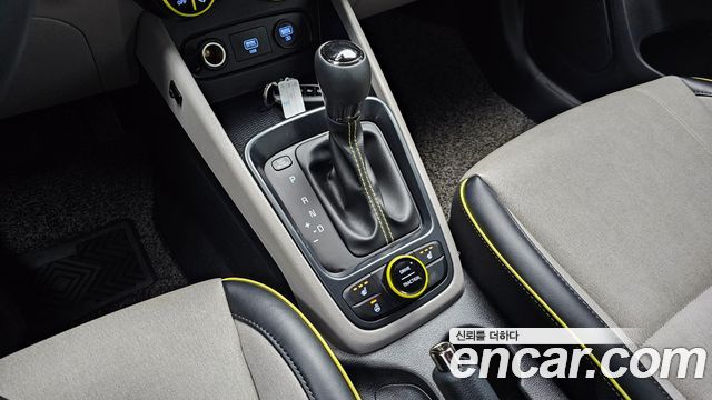 Hyundai Venue 2020 — photo 12