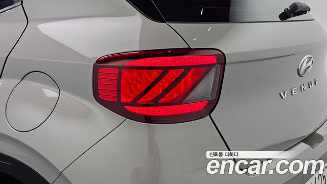 Hyundai Venue 2020 — photo 9