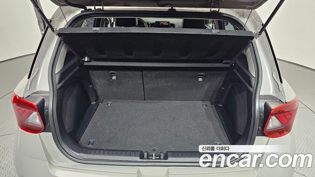Hyundai Venue 2020 — photo 29