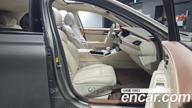 Genesis G90 2019 — photo 18