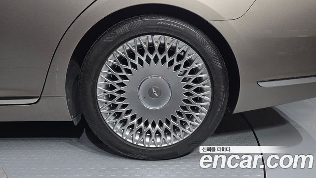 Genesis G90 2019 — photo 7