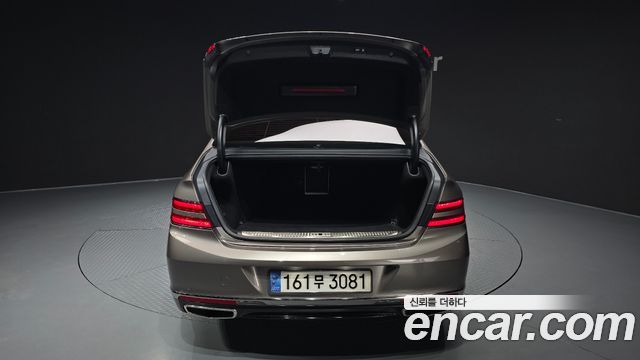 Genesis G90 2019 — photo 41