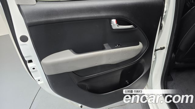 Kia RAY 2023 — photo 15