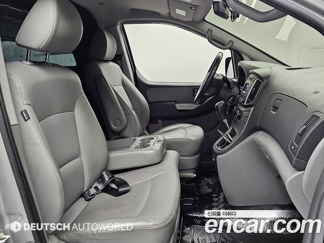 Hyundai Starex 2020 — photo 10
