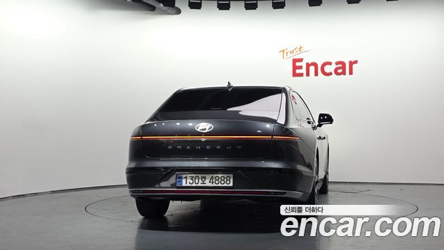 Hyundai Grandeur 2023 — photo 4