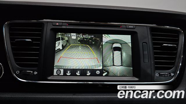 Kia Canival 2018 — photo 15