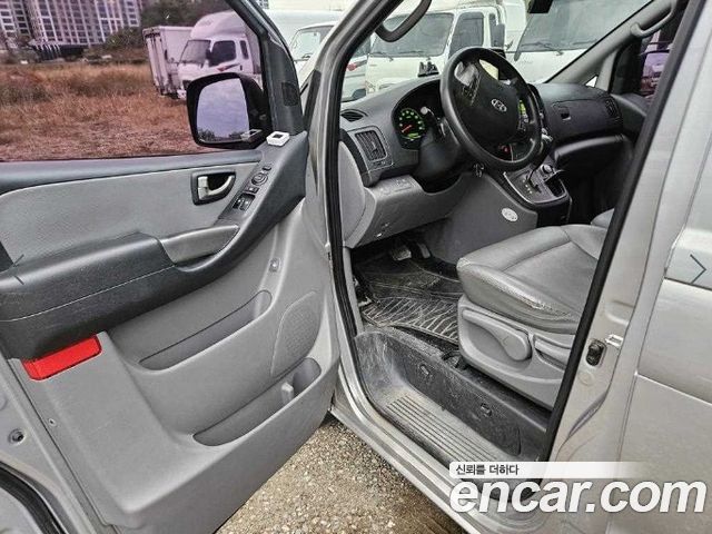 Hyundai Starex 2015 — photo 14