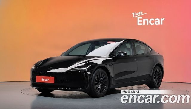 Tesla Model 3 2024 — photo 1