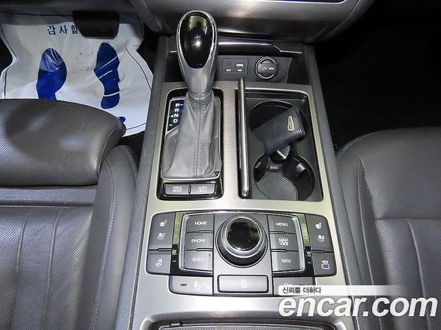 Hyundai Genesis 2014 — photo 9