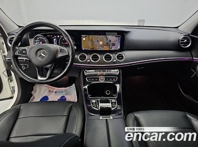 Mercedes-Benz E-Class 2017 — photo 7